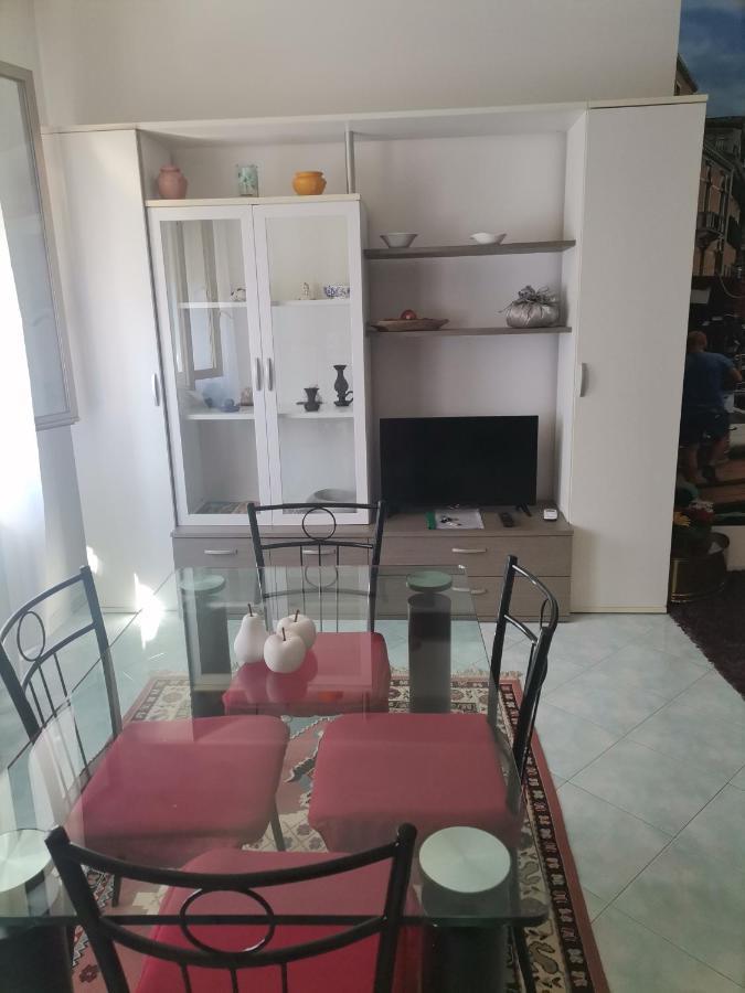 Zsuzsa Lak Daire Mestre Dış mekan fotoğraf